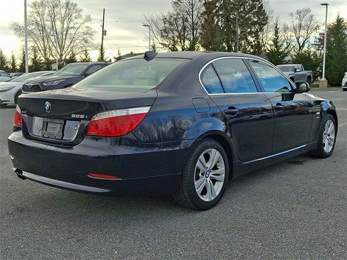 Used 2010 BMW 528i xDrive Sedan image 4