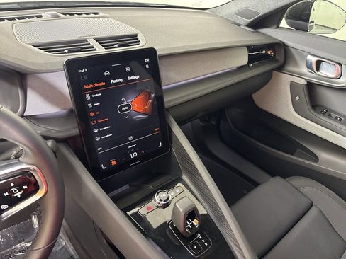 Used 2021 Polestar Polestar 2 image 23