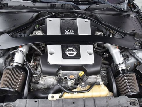 Used 2012 Nissan 370Z Coupe image 23
