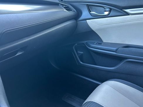 Used 2019 Honda Civic EX image 16