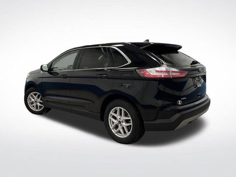 Used 2024 Ford Edge SEL image 3