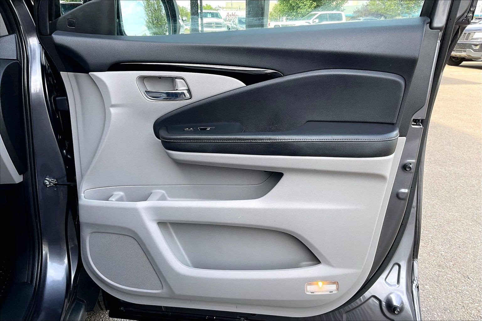 Used 2019 Honda Ridgeline RTL-E image 25