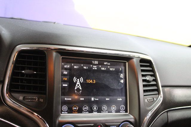 Used 2018 Jeep Grand Cherokee Limited w/ Luxury Group II AWD/4WD image 19