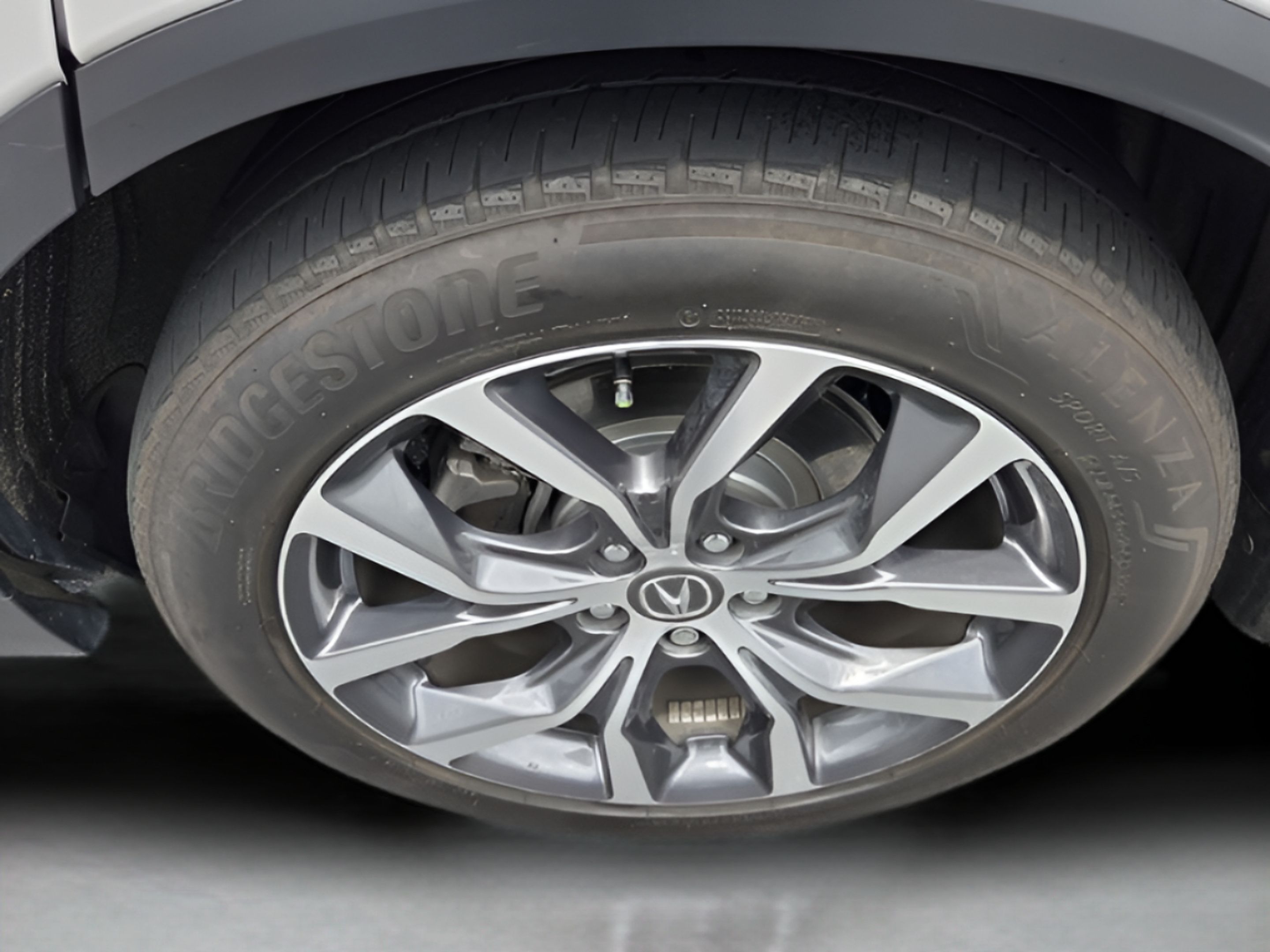 Used 2024 Acura MDX w/ Technology Package FWD image 31