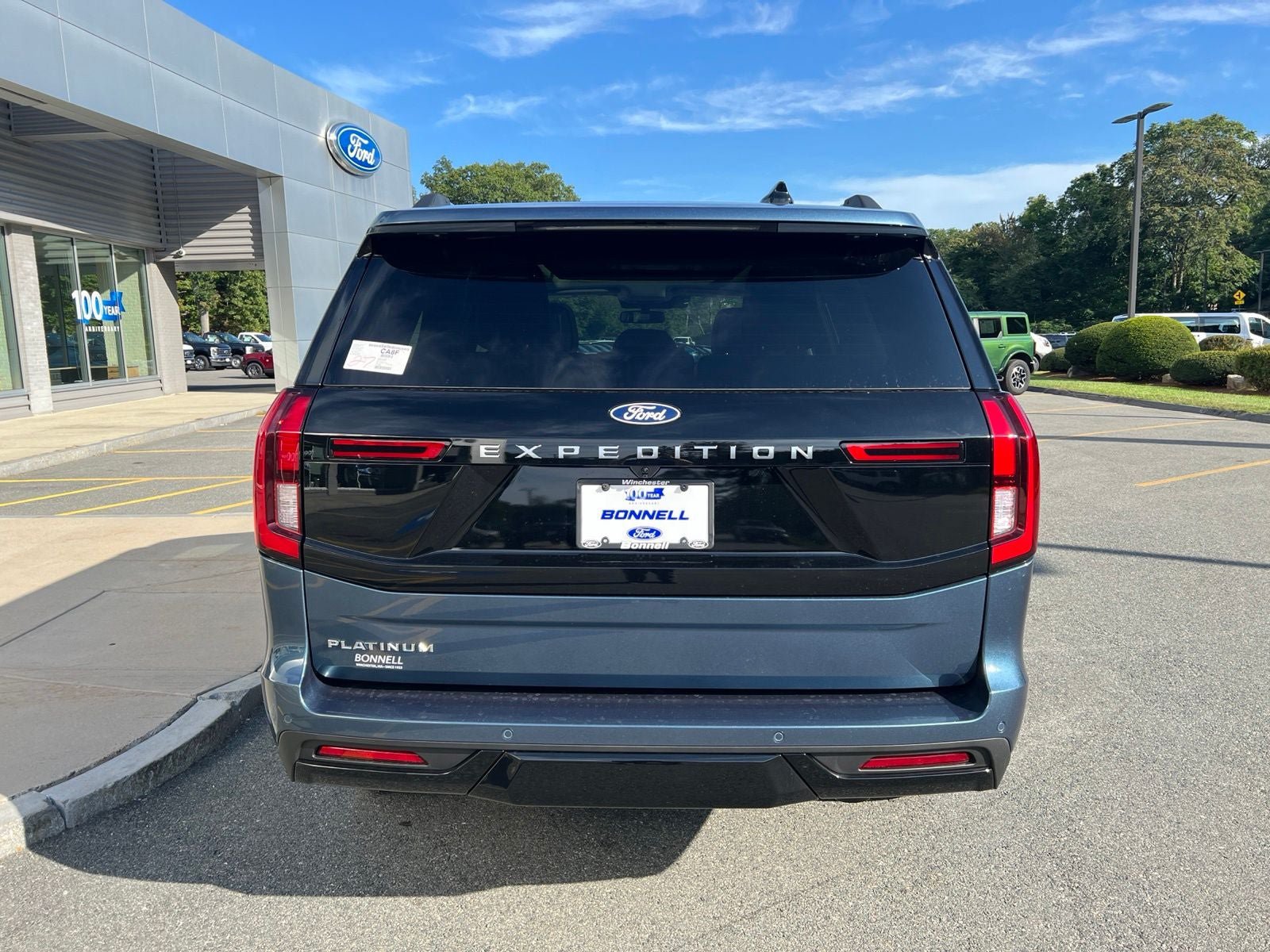 New 2027 Ford Expedition Platinum w/ Platinum Ultimate Package AWD/4WD image 5