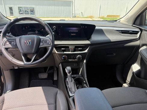 Used 2024 Buick Encore GX Preferred w/ Comfort Package FWD image 22