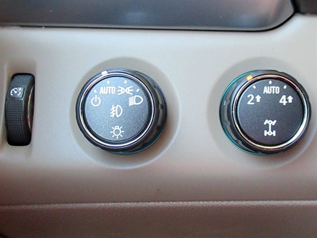 Used 2016 Chevrolet Suburban LTZ AWD/4WD image 34