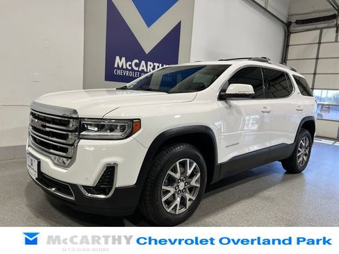 Used 2021 GMC Acadia SLT w/ Technology Package FWD image 9