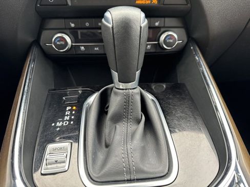 Used 2019 MAZDA CX-9 Signature image 19