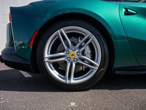 Used 2022 Ferrari 812 GTS RWD image 13