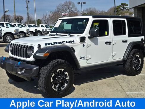 Used 2025 Jeep Wrangler Unlimited Rubicon 4xe w/ Safety Group AWD/4WD image 9