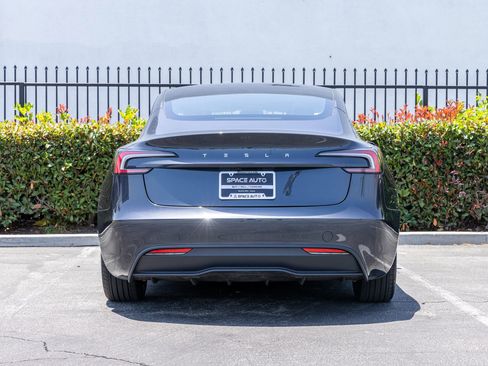 Used 2025 Tesla Model 3 Long Range RWD image 12