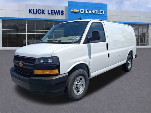New 2025 Chevrolet Express 3500 w/ Driver Convenience Package RWD image 2