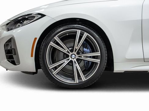 Used 2023 BMW 440i xDrive Coupe w/ Premium Package image 27