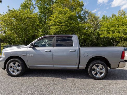 Used 2019 RAM 1500 Big Horn AWD/4WD image 3
