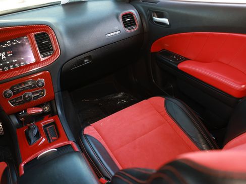 Used 2019 Dodge Charger GT w/ Blacktop Package RWD image 27