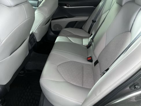 Used 2022 Toyota Camry XSE FWD image 27
