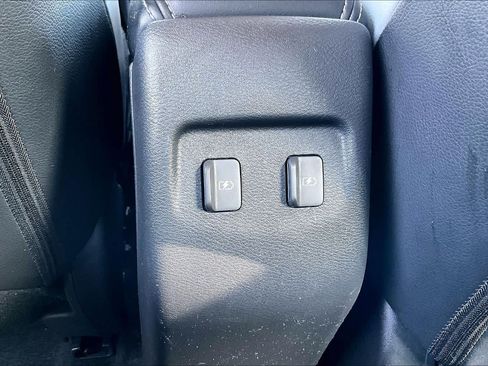 Used 2024 Nissan Kicks SR w/ SR Premium Package FWD image 32