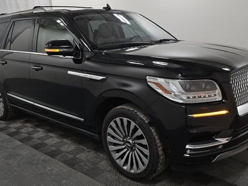 Used 2020 Lincoln Navigator L Reserve image 3