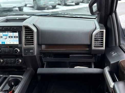 Certified 2018 Ford F150 Raptor w/ Equipment Group 802A Luxury image 30