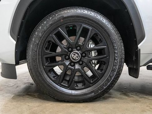 Used 2026 Toyota Sequoia Limited w/ Tow Technology Package AWD/4WD image 11