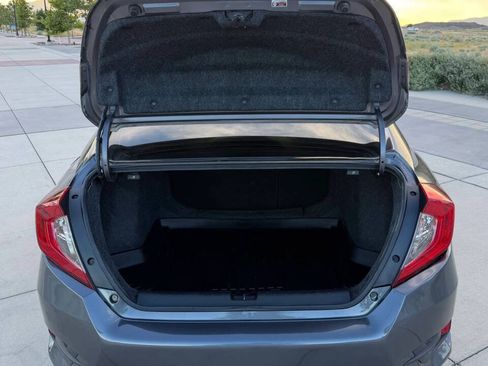 Used 2020 Honda Civic EX-L image 9