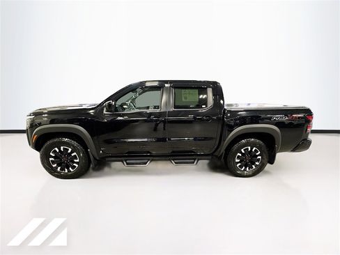 Used 2022 Nissan Frontier PRO-4X w/ Off-Road Protection Package image 8