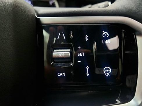 Used 2023 Land Rover Range Rover Evoque R-Dynamic S AWD/4WD image 62