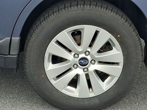 Used 2016 Subaru Outback 2.5i Premium AWD/4WD image 8