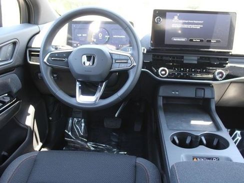 Certified 2024 Honda Prologue EX image 9