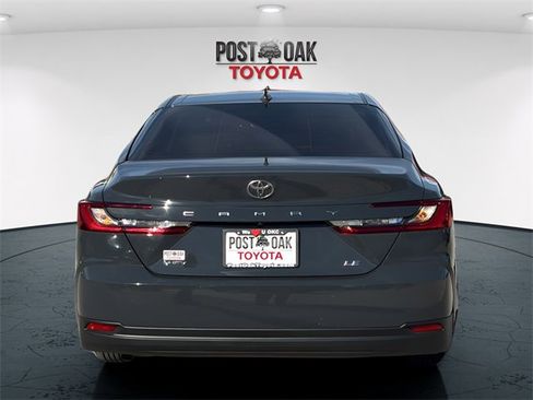 Used 2026 Toyota Camry LE image 6