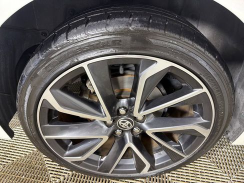 Used 2020 Toyota Corolla SE image 17