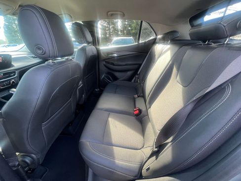 Used 2025 Buick Encore GX Preferred image 25