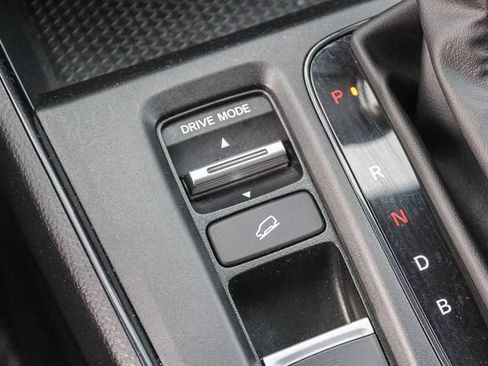 Used 2025 Honda CR-V Sport image 36