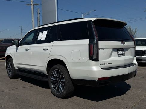 Used 2021 Cadillac Escalade Sport image 5