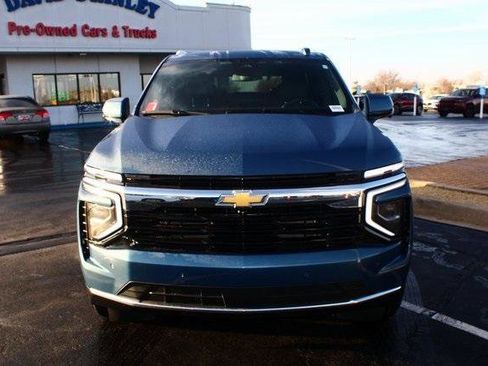 Used 2025 Chevrolet Tahoe LS image 5
