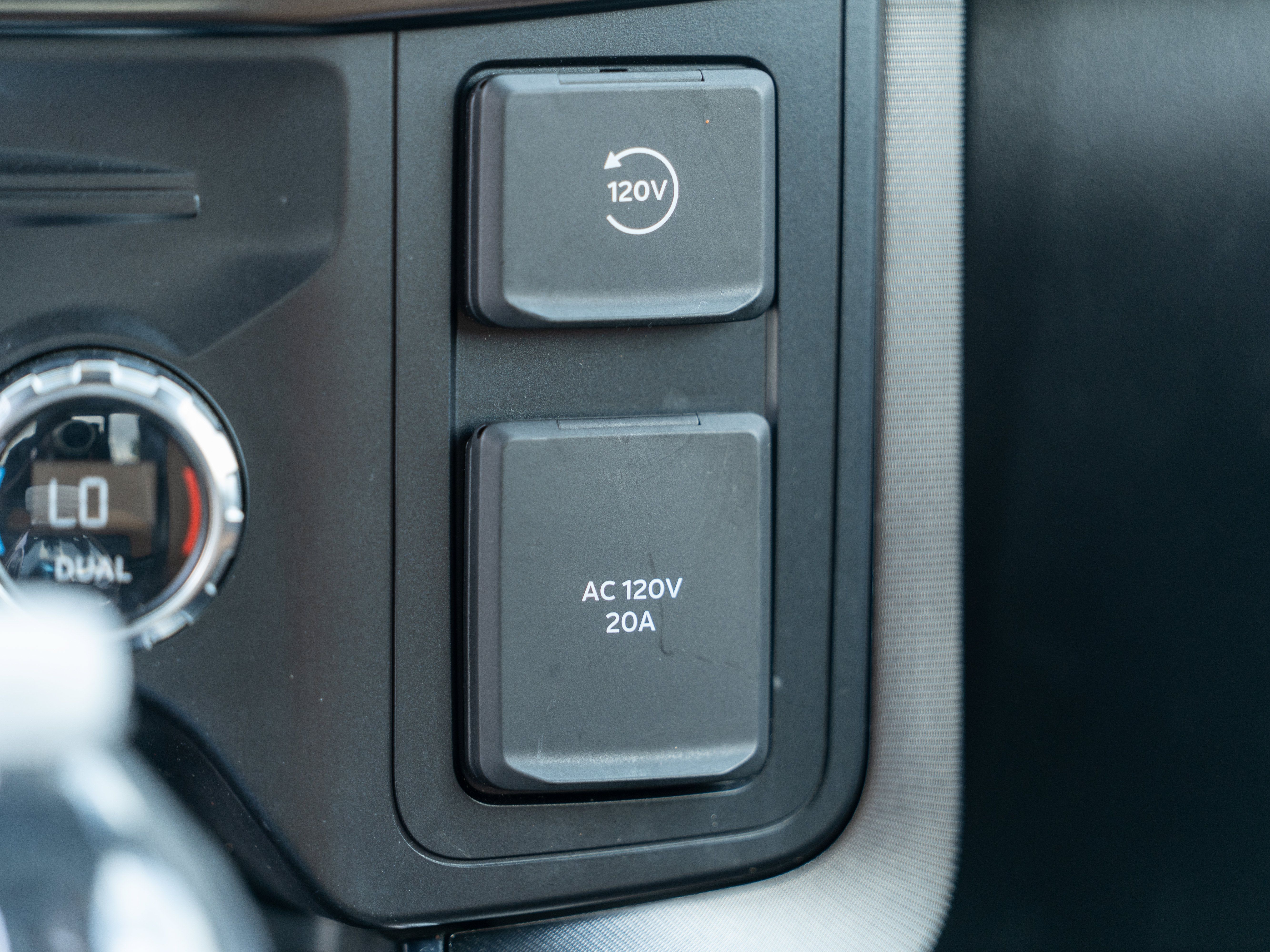 Used 2021 Ford F150 Platinum w/ Equipment Group 701A High AWD/4WD image 36