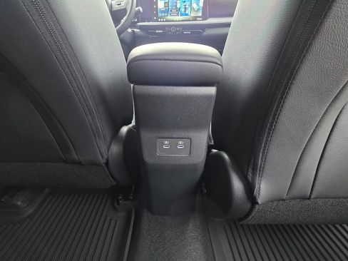 New 2026 Nissan Kicks SR w/ Cold Weather Package image 10