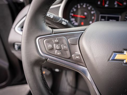 Used 2024 Chevrolet Malibu LT w/ Midnight Edition FWD image 17