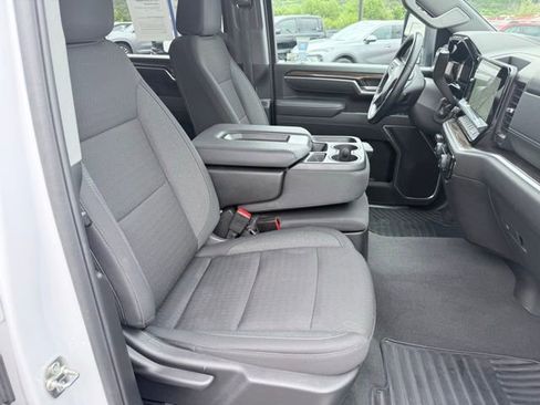 Certified 2025 Chevrolet Silverado 2500 LT w/ Convenience Package image 30