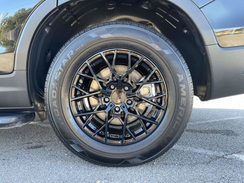 Used 2021 Honda Pilot Black Edition image 29