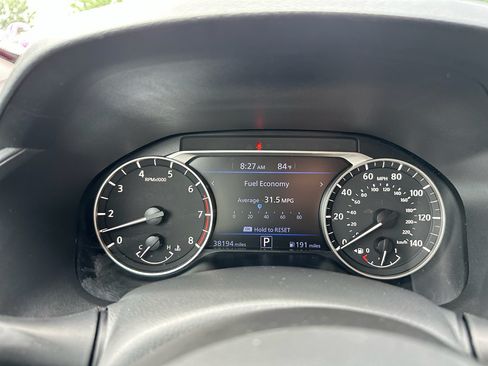 Used 2025 Nissan Altima 2.5 SV FWD image 16