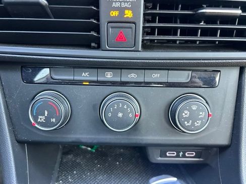 Used 2021 Volkswagen Jetta S w/ Driver Assistance Package FWD image 13
