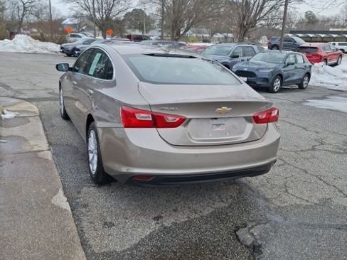 Used 2024 Chevrolet Malibu LT image 6