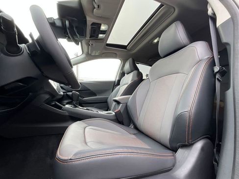 Certified 2025 Subaru Crosstrek 2.5i Limited w/ Crosstrek Mirror Package image 11