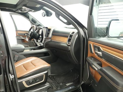 Used 2019 RAM 1500 Limited AWD/4WD image 36