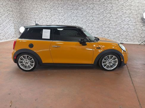 Used 2014 MINI Cooper S image 8