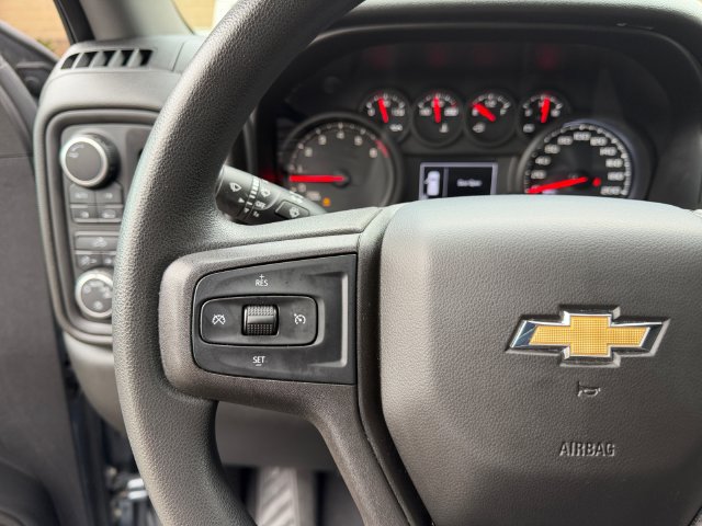 Used 2020 Chevrolet Silverado 1500 Custom w/ Custom Value Package AWD/4WD image 19