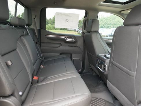 New 2026 Chevrolet Silverado 1500 LTZ w/ LTZ Premium Package image 11