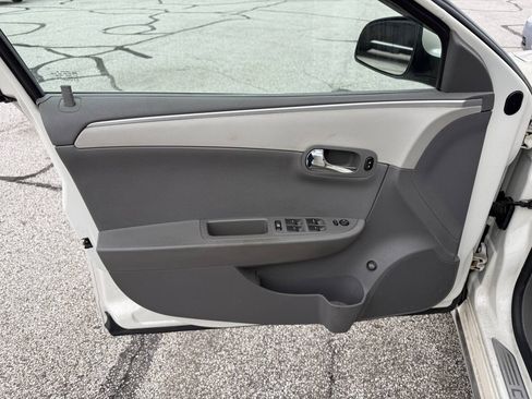 Used 2011 Chevrolet Malibu LT w/ White Diamond Premium Package FWD image 16